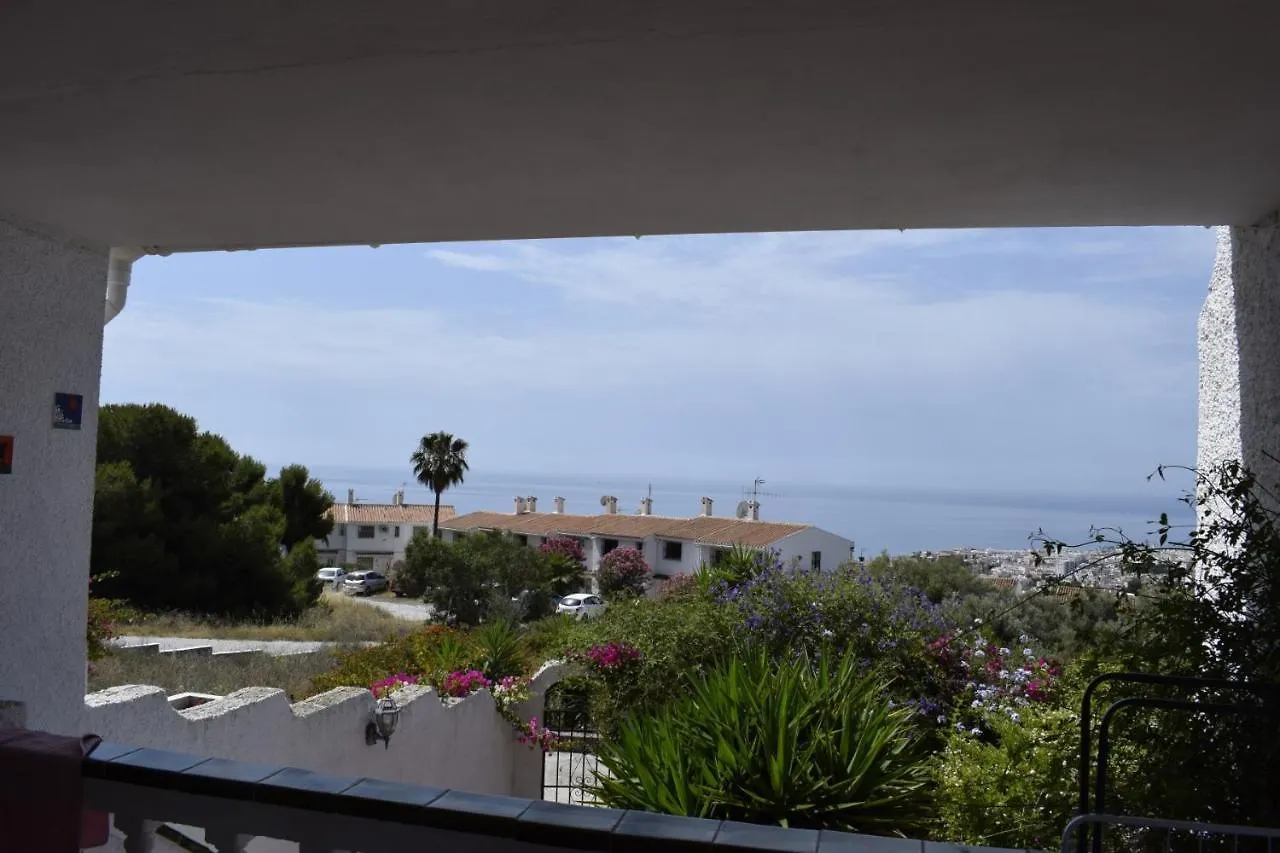 C/ Abetos 12 Urb. Algarrobo Villa Nerja İspanya